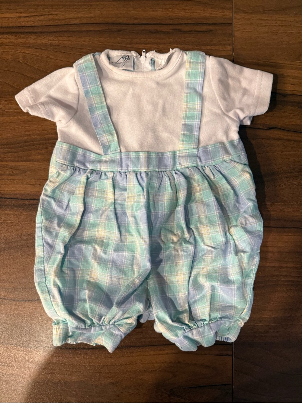 Vintage 90’s Micheal James baby romper